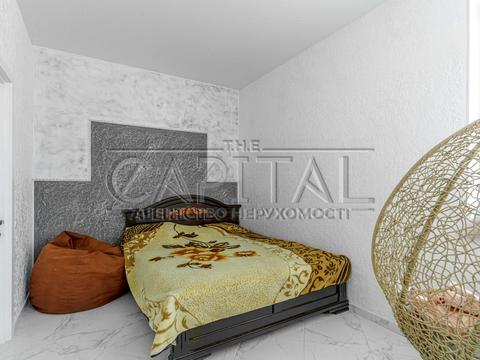 будинок за адресою с. Гнідин, Світанкова, 4