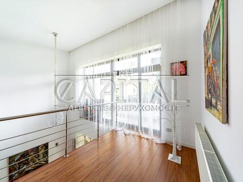 будинок за адресою Патріарха Володимира Романюка вул. (Жовтнева)