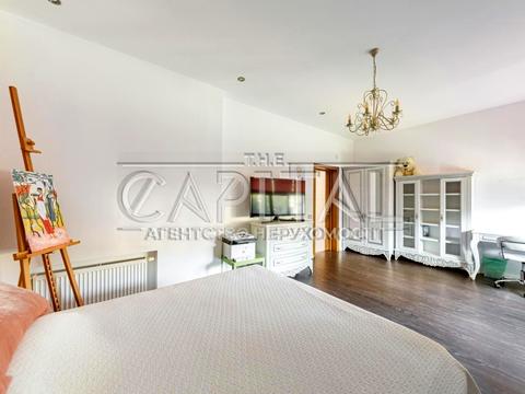 будинок за адресою Патріарха Володимира Романюка вул. (Жовтнева)