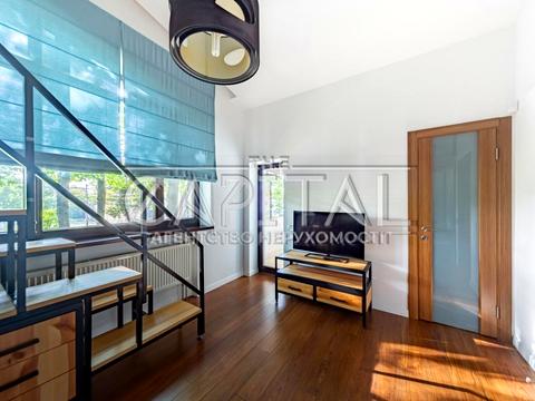 будинок за адресою Патріарха Володимира Романюка вул. (Жовтнева)