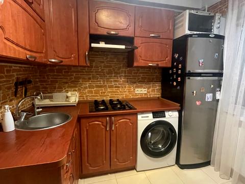 квартира за адресою Героїв полку "Азов" вул. (Маршала Малиновського), 3-Б