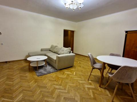 квартира за адресою Введенська вул., 5