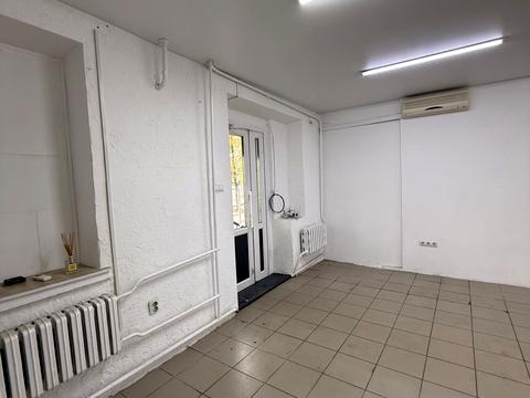 комерційна за адресою 16 Липня вул., 58