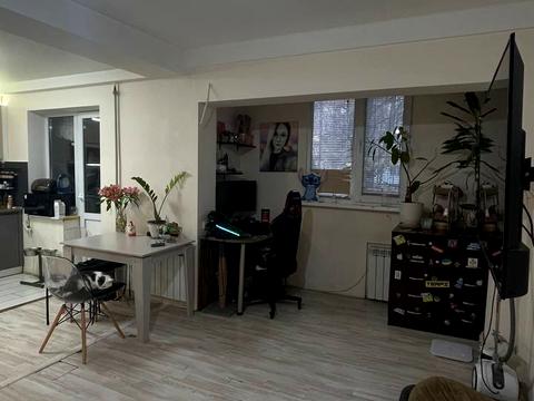 квартира за адресою Василя Касіяна вул., 10