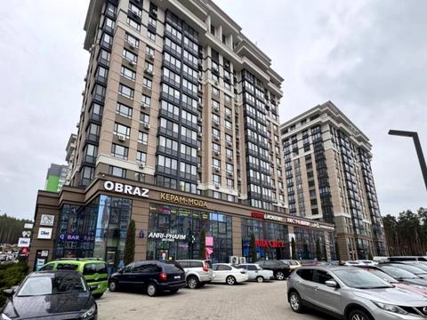 комерційна за адресою Університетська вул., 3