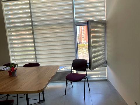 коммерческая по адресу Университетская ул., 3