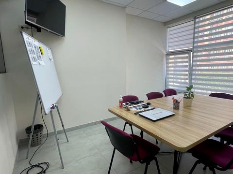 коммерческая по адресу Университетская ул., 3