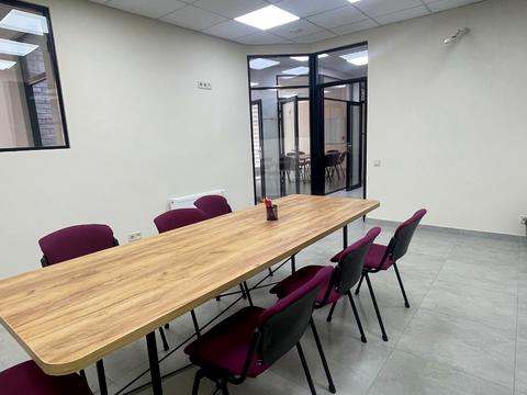 коммерческая по адресу Университетская ул., 3