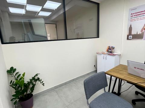 коммерческая по адресу Университетская ул., 3