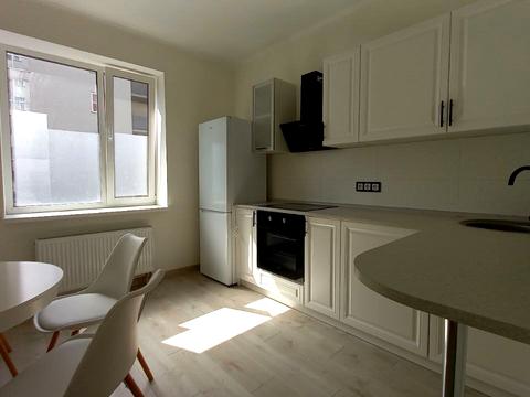 квартира по адресу Героїв Крут ул., 8