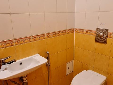 комерційна за адресою Харківське шосе, 56