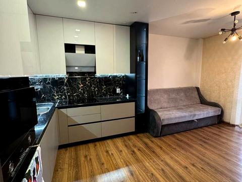 квартира по адресу Героїв Чорнобиля ул., 3