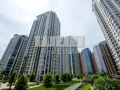 паркоместо по адресу Андрея Верхогляда ул. (Михайла Драгомирова), 15-Б