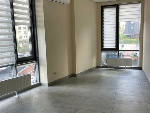 комерційна за адресою Академіка Заболотного вул., 1-А