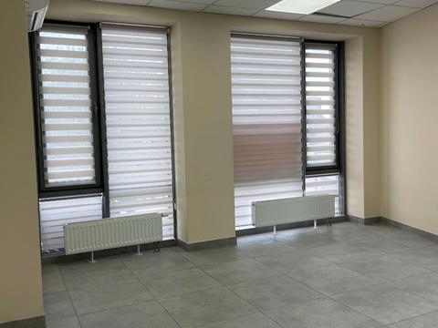 комерційна за адресою Академіка Заболотного вул., 1-А