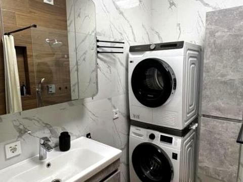 квартира за адресою Університетська вул., 17-А