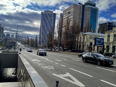 квартира по адресу Вячеслава Черновола ул., 33/30