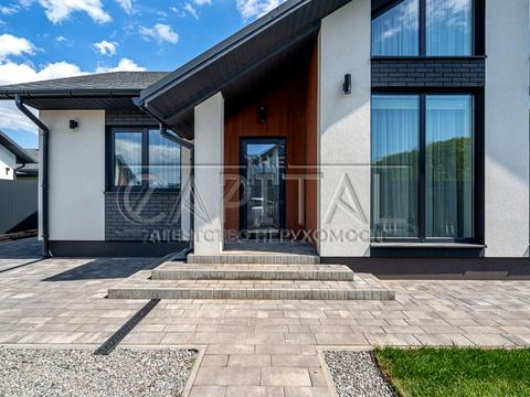 будинок за адресою Привітна