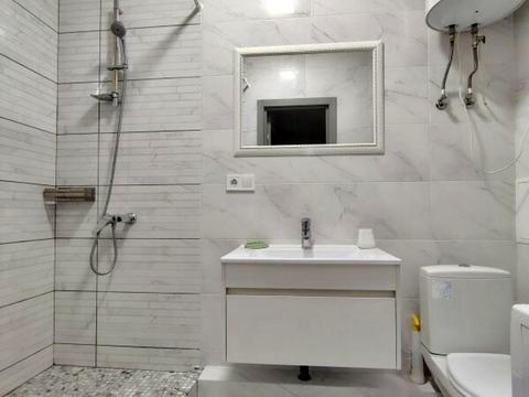 квартира за адресою Перлинна вул., 8