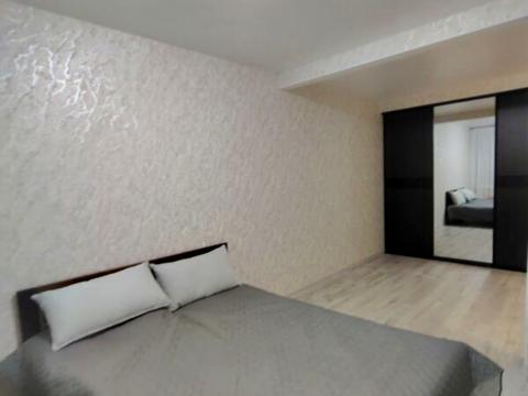 квартира за адресою Перлинна вул., 8