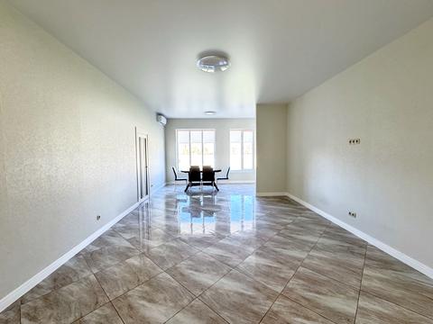 коммерческая по адресу Центральная ул., 142