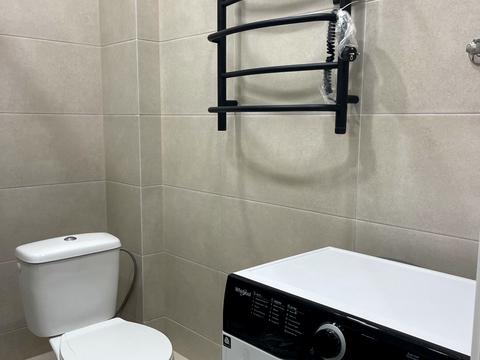 квартира по адресу Героев Небесной Сотни просп., 16/10