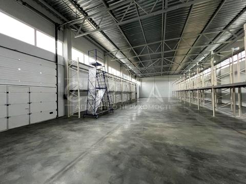 комерційна за адресою Центральна, 12