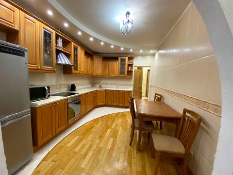 квартира за адресою Велика Китаївська вул., 10-А