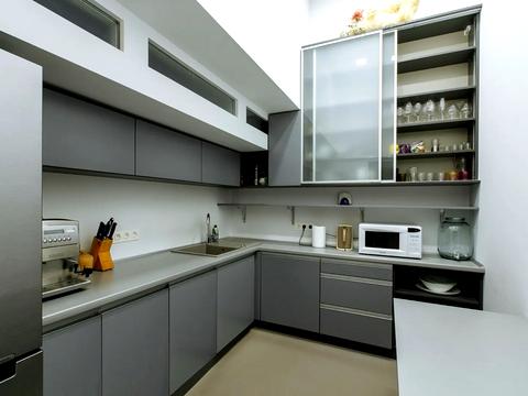 коммерческая по адресу Шота Руставели ул., 30-Б