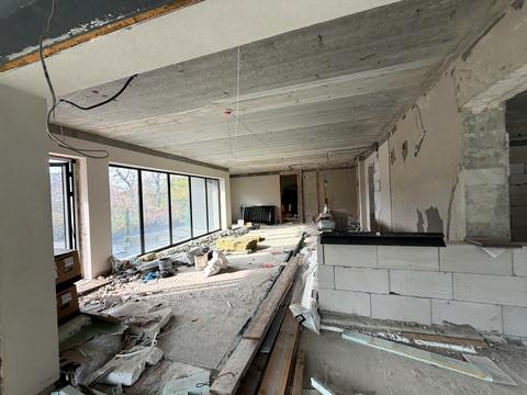 комерційна за адресою Кошицька вул., 21