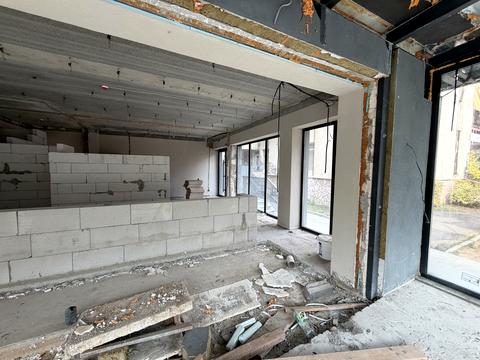 комерційна за адресою Кошицька вул., 21