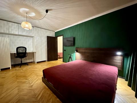 квартира по адресу Виктора Чукарина ул., 1б