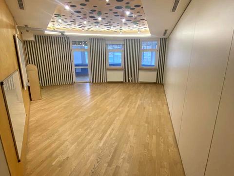 комерційна за адресою Ірининська вул., 5/24