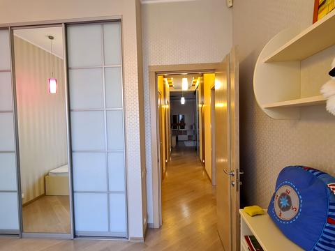 квартира за адресою Київ, Володимира Івасюка просп. (Героїв Сталінграду), 6