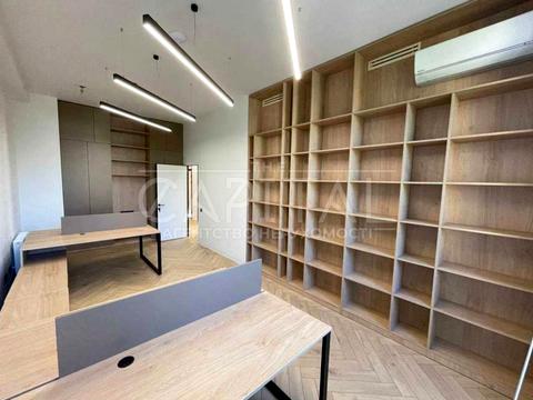 комерційна за адресою Київ, Антоновича вул. (Горького), 44