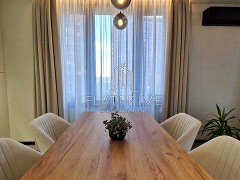 квартира по адресу Днепровская набережная ул., 18-А