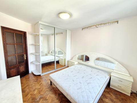 квартира за адресою Дніпровська набережна вул., 7