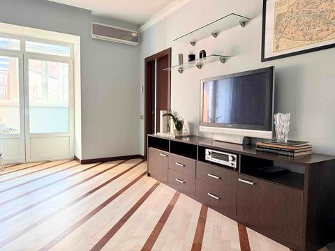 квартира за адресою В'ячеслава Чорновола вул., 25