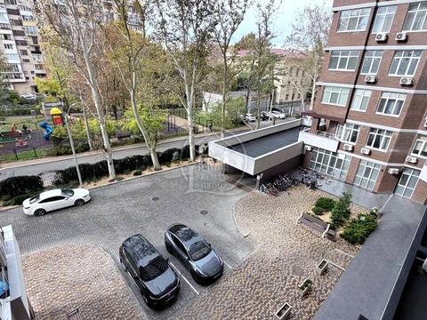 квартира по адресу Французский бульв., 26/2