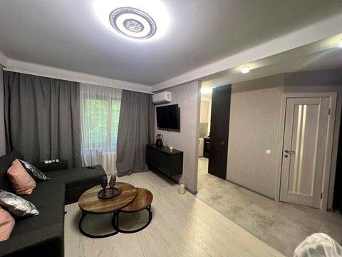 квартира за адресою Романа Ратушного вул. (Волгоградська), 41