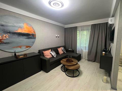 квартира за адресою Романа Ратушного вул. (Волгоградська), 41