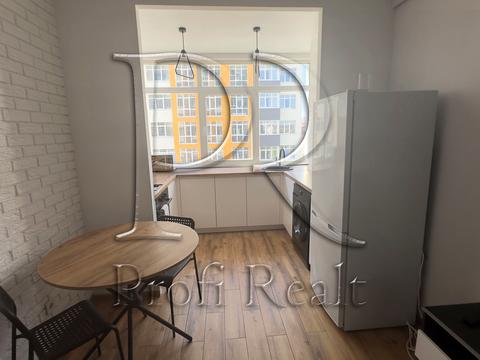 квартира за адресою Боголюбова вул., 13Б