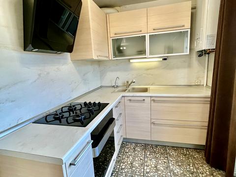 квартира за адресою Квартальна вулиц вул. (Гладкова), 16