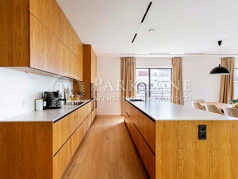 дом по адресу с. Осещина, Центральна, 31