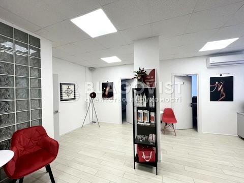 комерційна за адресою Регенераторна вул., 4 к6