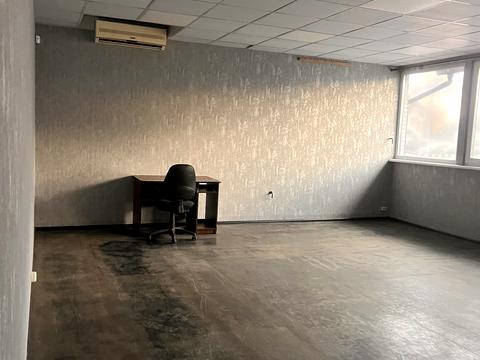 коммерческая по адресу Симона Петлюры ул. (Черняховського), 12