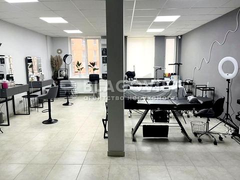 комерційна за адресою Регенераторна вул., 4 к7