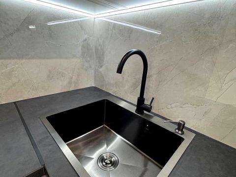 будинок за адресою Ярослава Стецька вул.