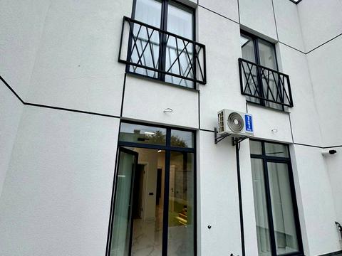 будинок за адресою Ярослава Стецька вул.