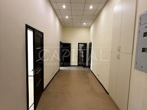 комерційна за адресою Хрещатик вул. (Kreschatic), 1/2